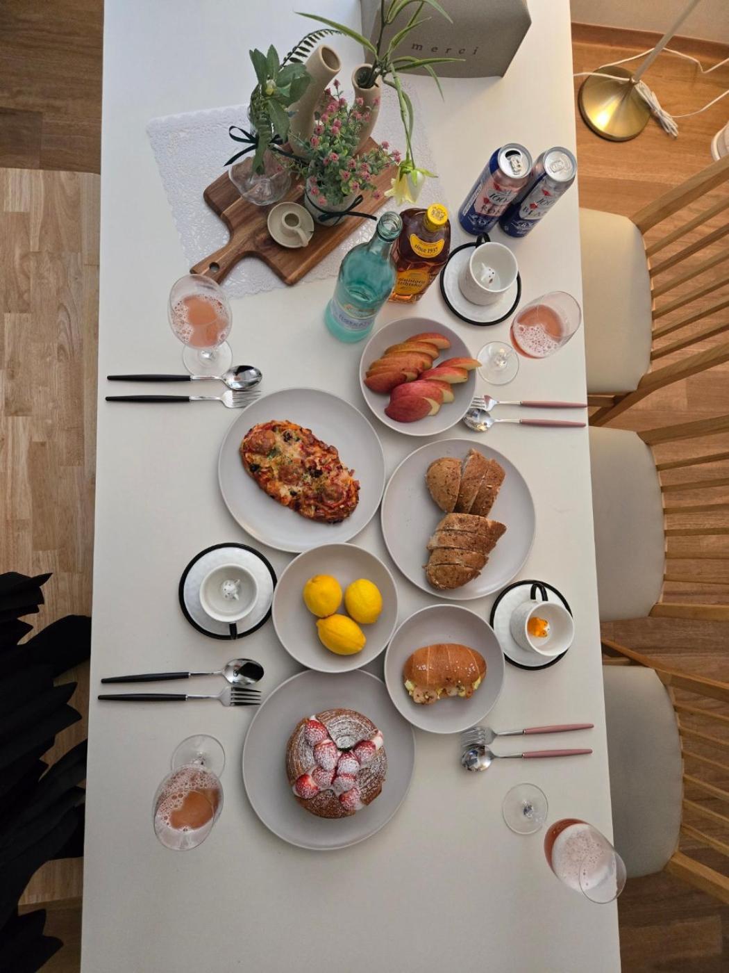 Căn hộ Open Special-olimodeling,6 People,veterans Hospital Station,jamsil Lotte Tower,jamsil Sports Complex,kspo Dome,coex, 6200 Airport Limousine Bus Stop 3min *